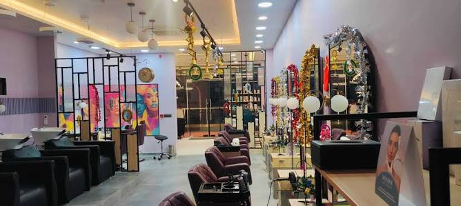 My Salounge salon interior and guest looks